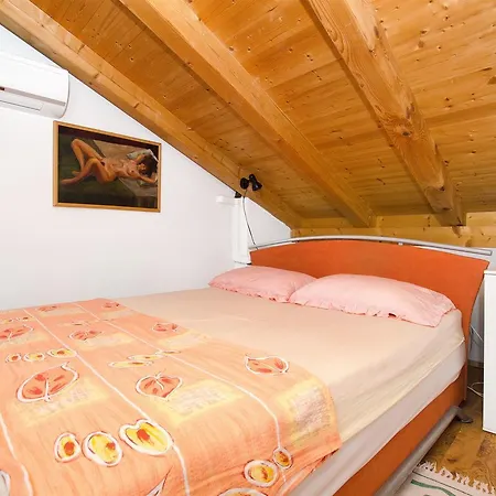 Appartement Anisija *
